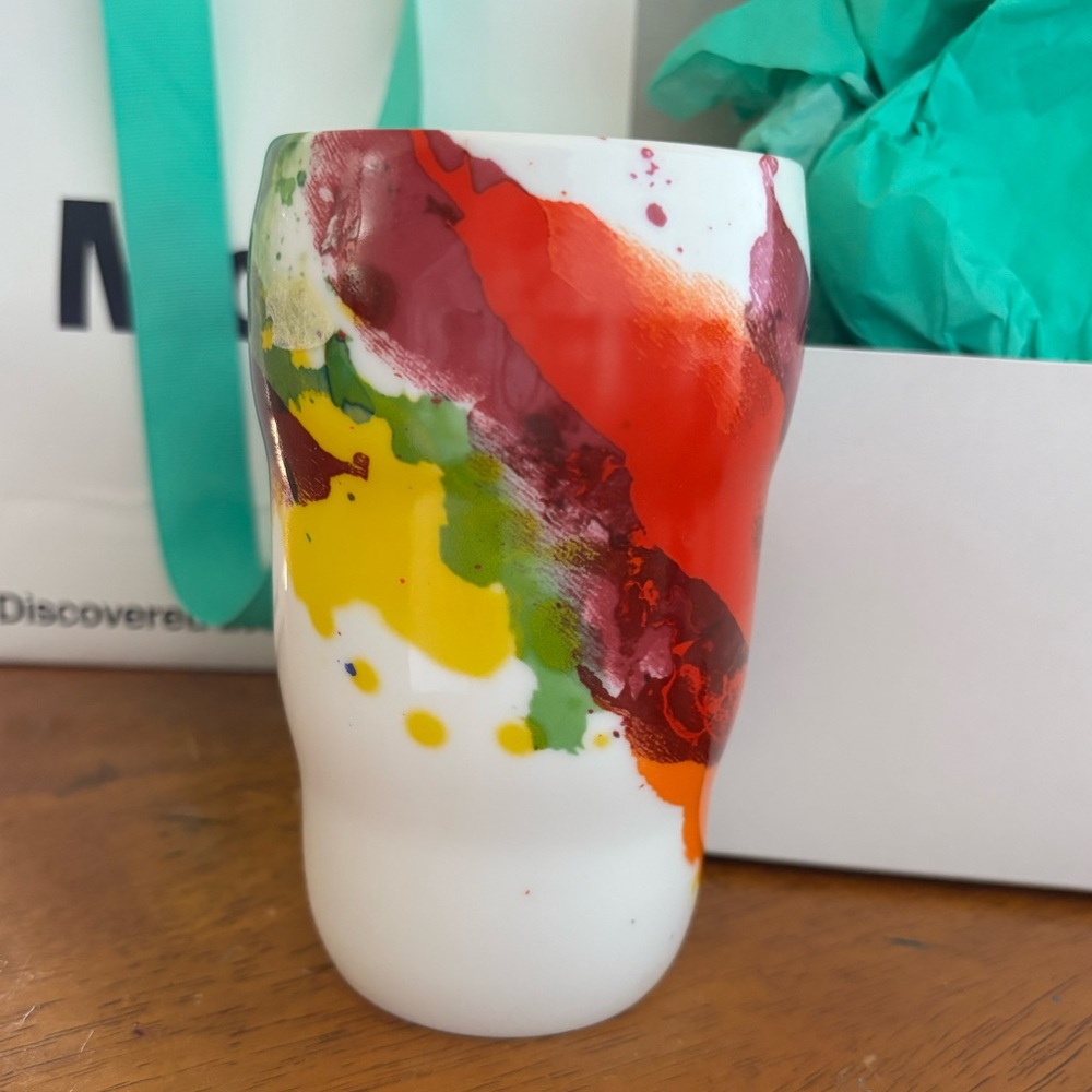 MOMA MUSEUM OF MODERN ART NYC DESIGN STORE CUP/ small vase. New